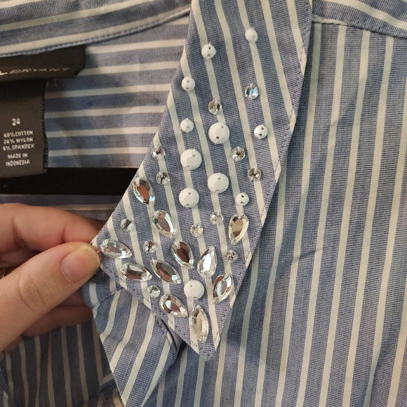 Lane Bryant Striped Embellished Collar Button Up Long Sleeve Blouse in Size 24 - Picture 4 of 11